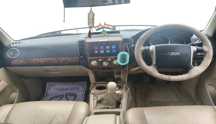 2011 Ford Endeavour 2.5L 4X2 MT, Diesel, Manual, 1,69,305 km, interior