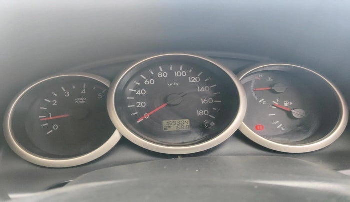 2011 Ford Endeavour 2.5L 4X2 MT, Diesel, Manual, 1,69,305 km, interior