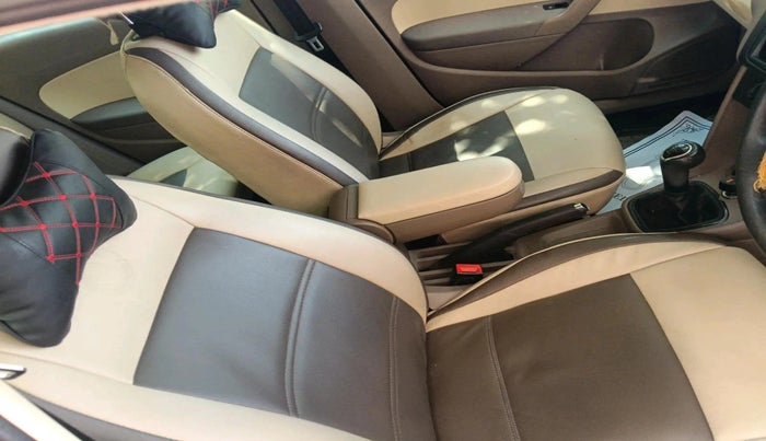 2012 Skoda Rapid AMBITION 1.6 MPI AT, Petrol, Automatic, 93,716 km, interior