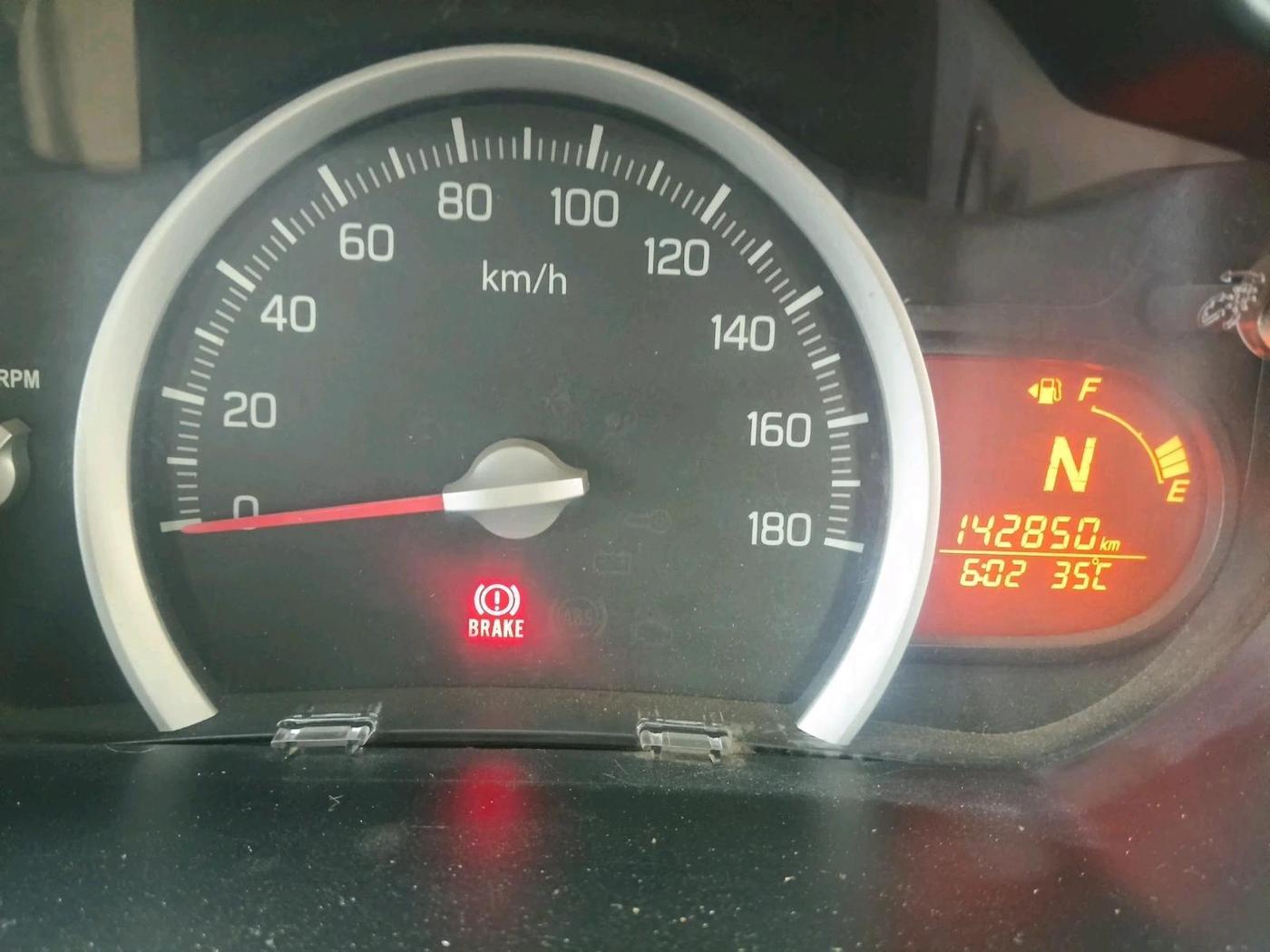 2014 Maruti Celerio VXI AMT, CNG, Automatic, 1,42,850 km, interior