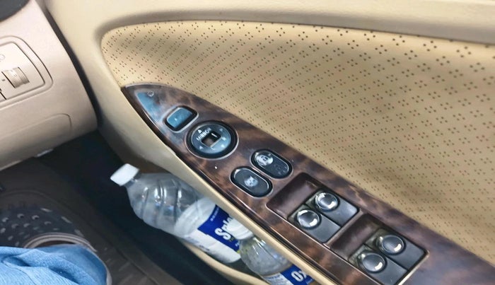 2014 Hyundai Verna FLUIDIC 1.6 CRDI SX OPT, Diesel, Manual, 1,32,450 km, interior