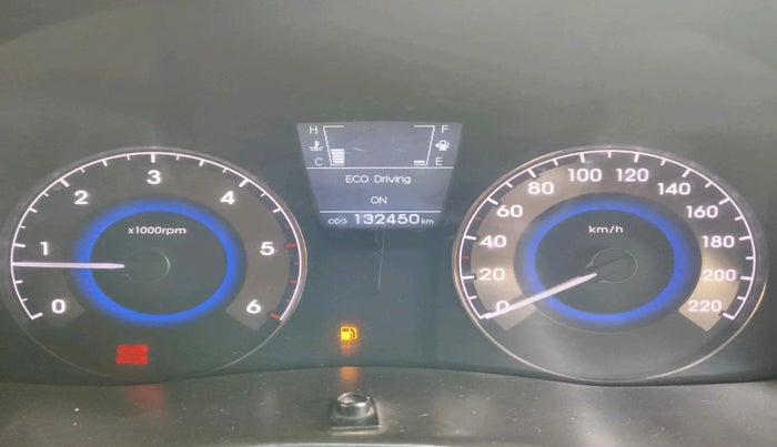 2014 Hyundai Verna FLUIDIC 1.6 CRDI SX OPT, Diesel, Manual, 1,32,450 km, interior