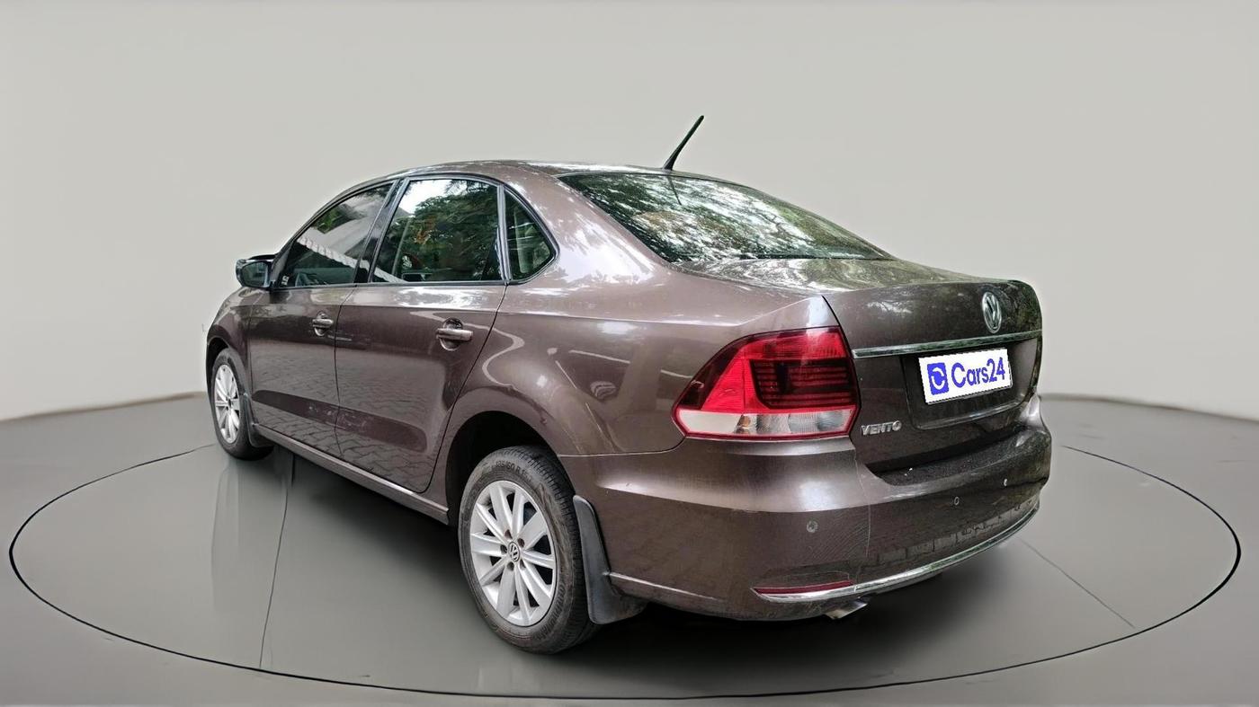 2016 Volkswagen Vento HIGHLINE PETROL AT, Petrol, Automatic, 47,820 km, exterior