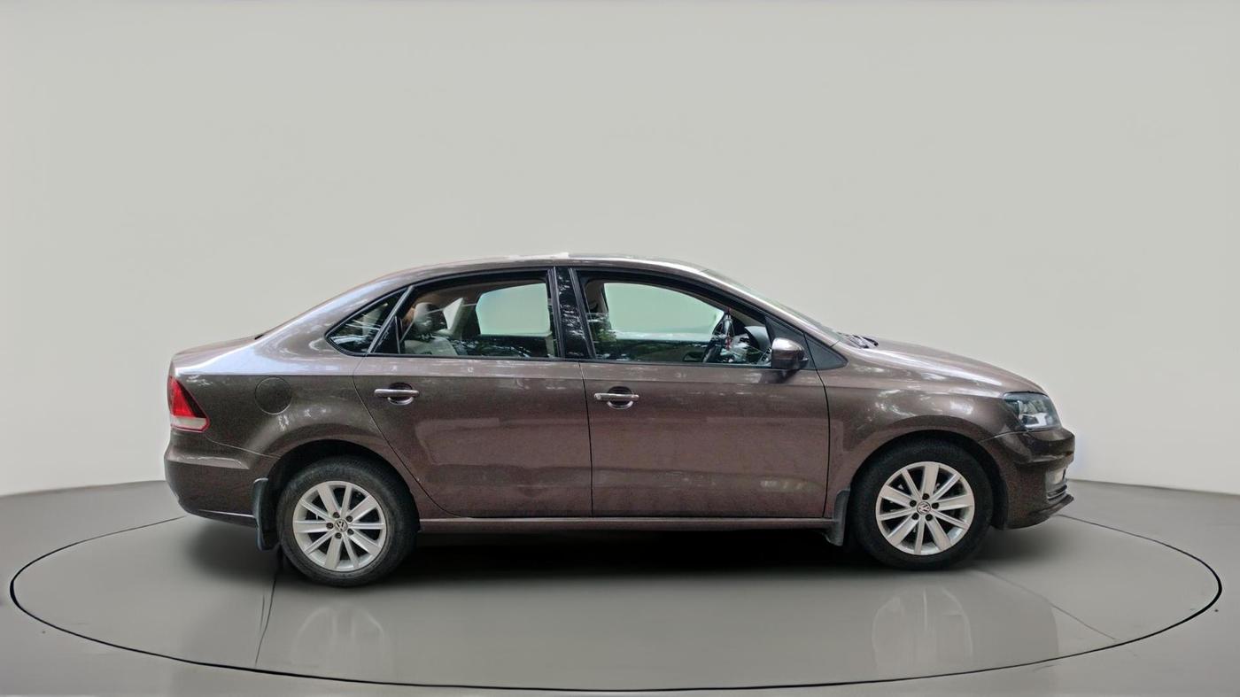 2016 Volkswagen Vento HIGHLINE PETROL AT, Petrol, Automatic, 47,820 km, exterior