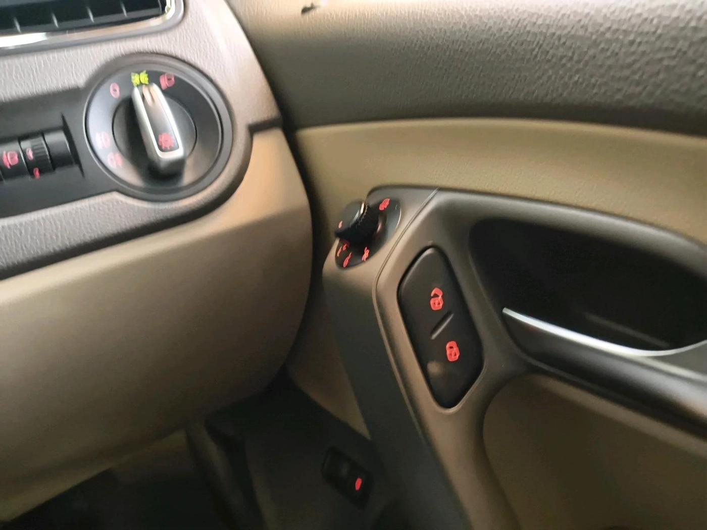 2016 Volkswagen Vento HIGHLINE PETROL AT, Petrol, Automatic, 47,820 km, interior