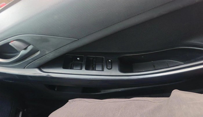 2024 Tata NEXON Smart Plus 1.2 iCNG, CNG, Manual, 38,175 km, interior