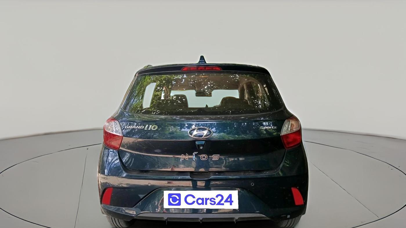 2021 Hyundai GRAND I10 NIOS SPORTZ 1.2 KAPPA VTVT CNG, CNG, Manual, 1,17,507 km, exterior