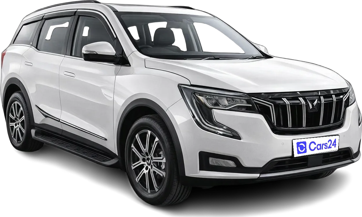 2025 Mahindra XUV700 - SUV - Petrol - Manual - ₹19.90 lakh