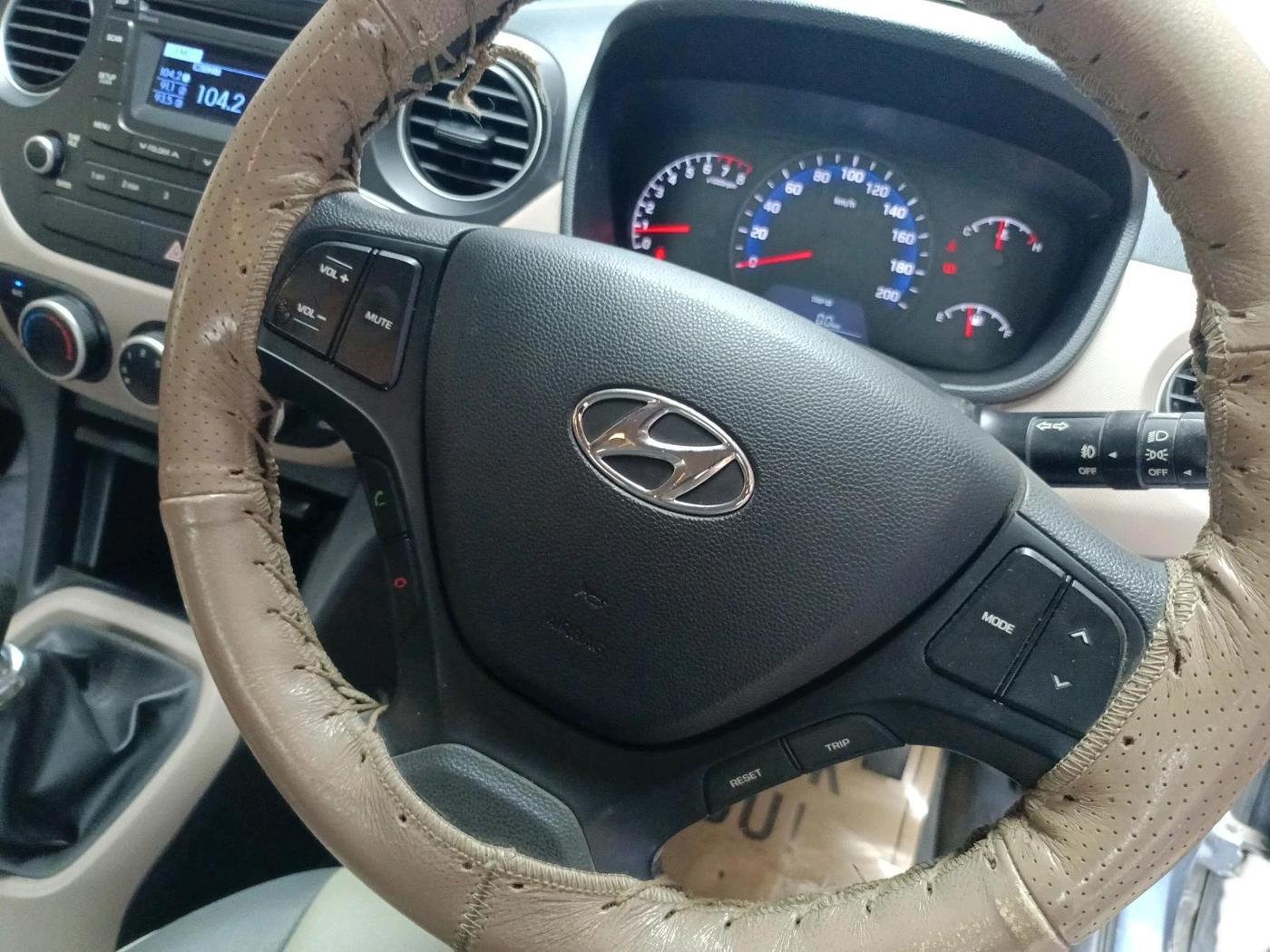 2015 Hyundai Xcent SX 1.2, Petrol, Manual, 18,374 km, interior