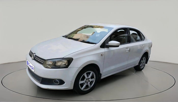 2013 Volkswagen Vento HIGHLINE 1.6 MPI, Petrol, Manual, 1,65,208 km, exterior