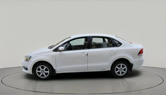 2013 Volkswagen Vento HIGHLINE 1.6 MPI, Petrol, Manual, 1,65,208 km, exterior