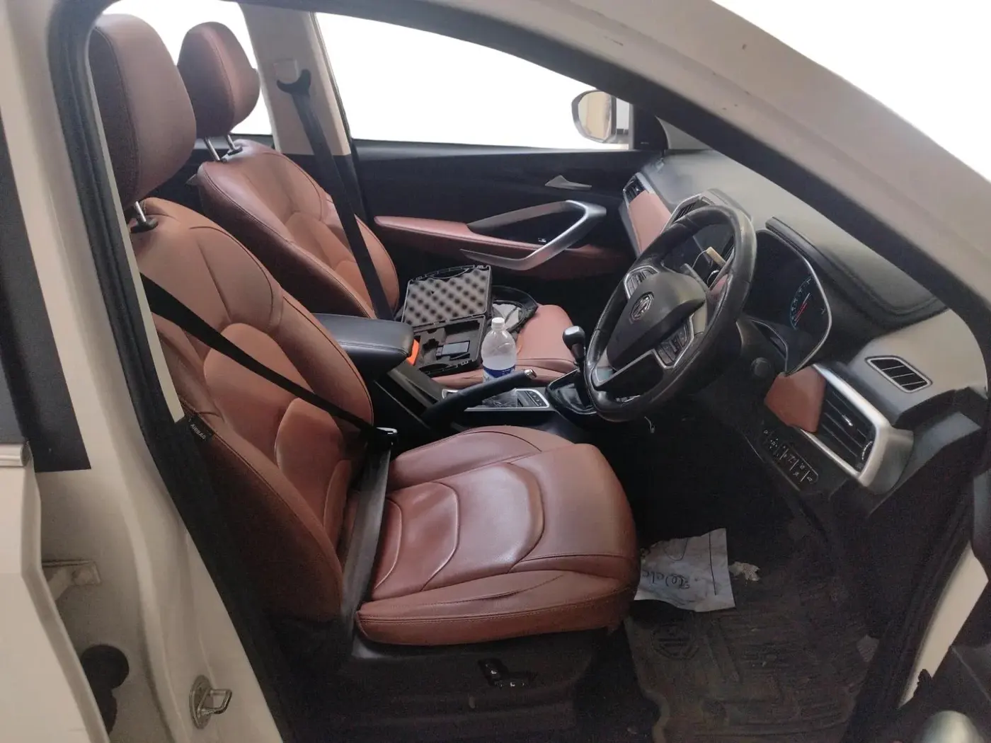 2022 MG HECTOR PLUS SHARP 1.5 PETROL TURBO HYBRID MT 6-STR, Petrol, Manual, 39,067 km, interior