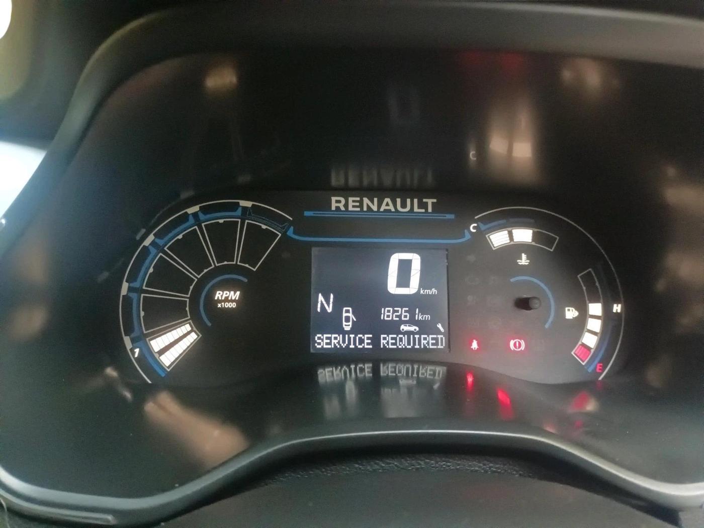 2020 Renault TRIBER RXZ AMT, Petrol, Automatic, 18,261 km, interior