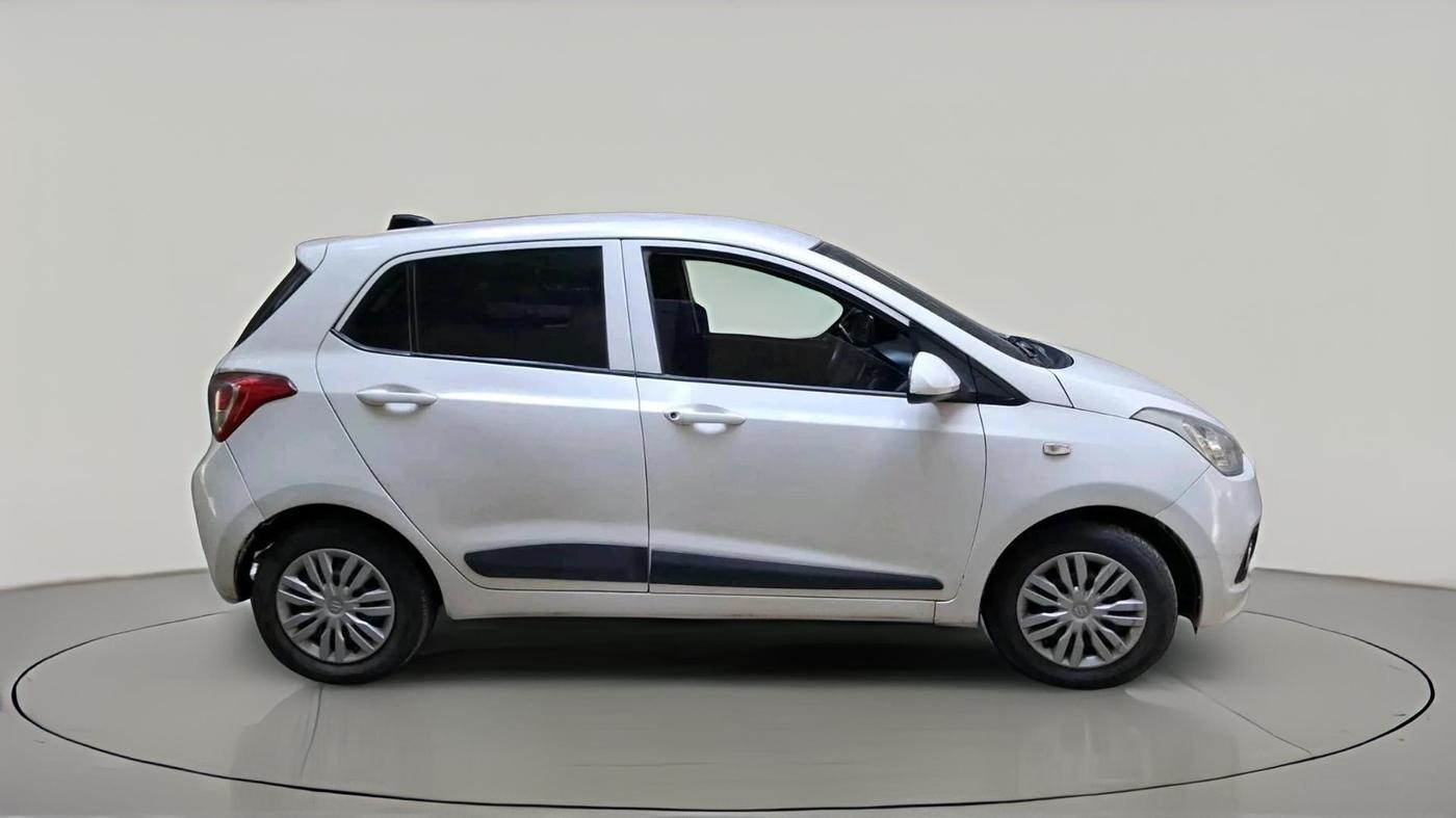 2016 Hyundai Grand i10 MAGNA 1.1 CRDI, Diesel, Manual, 80,570 km, exterior