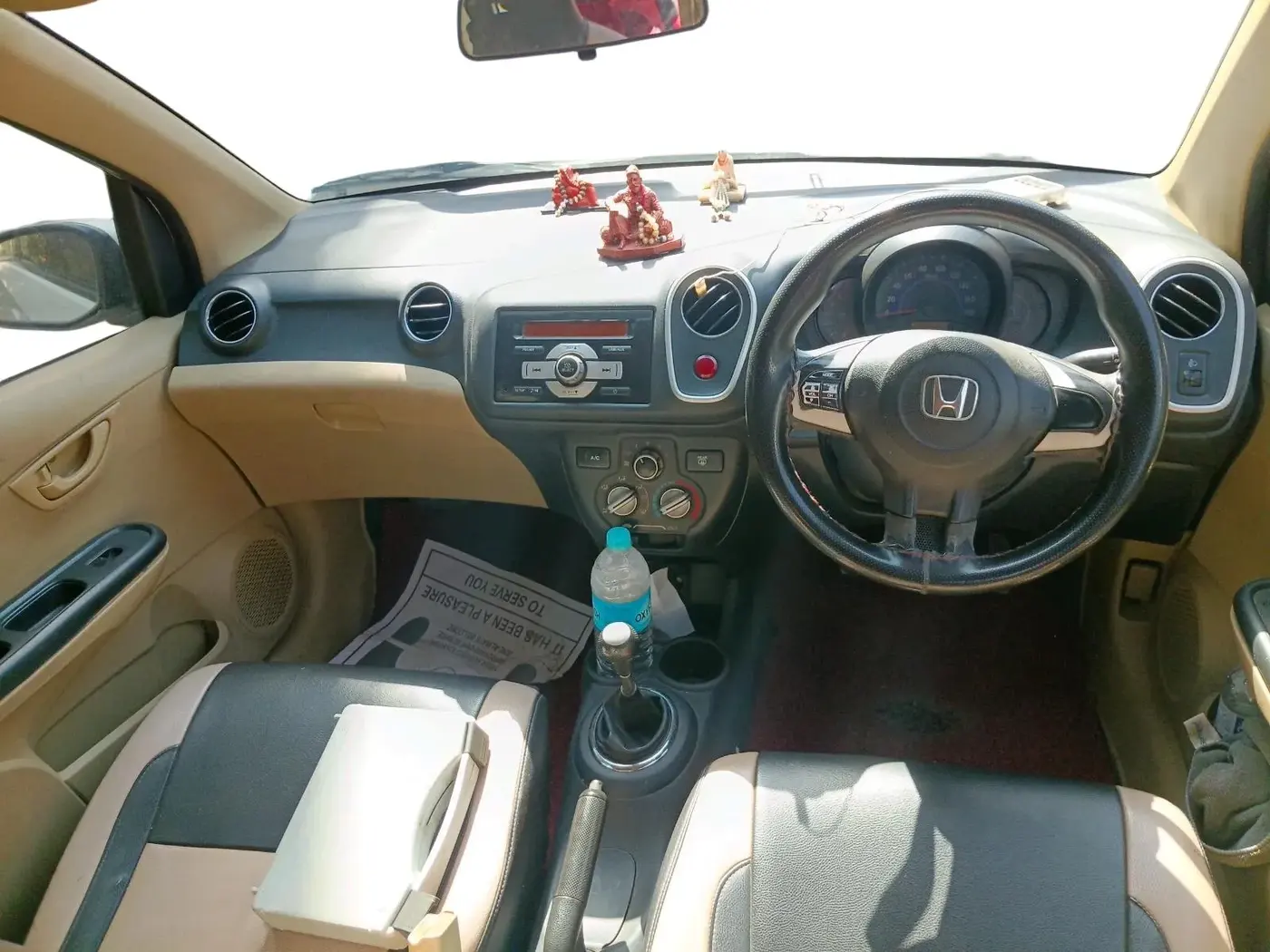 2014 Honda Mobilio 1.5L I-DTEC S, Diesel, Manual, 1,27,803 km, interior