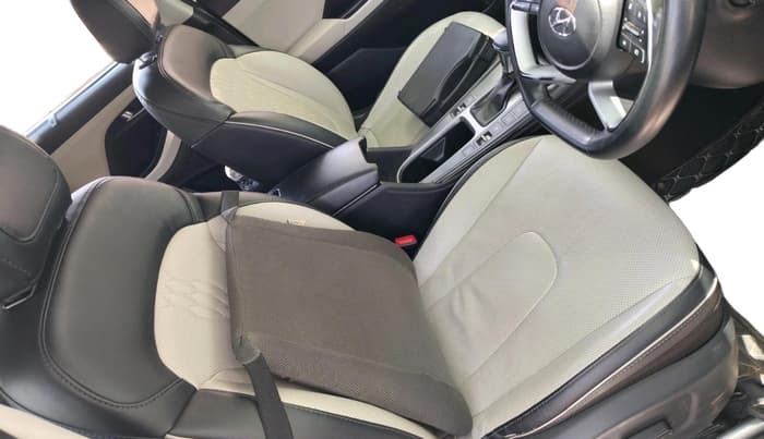 2020 Hyundai Creta SX (O) AT 1.5 DIESEL, Diesel, Automatic, 79,525 km, interior