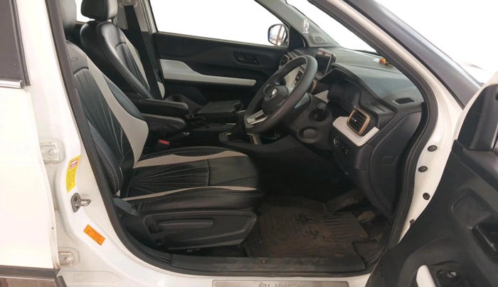 2024 Tata PUNCH ACCOMPLISHED DAZZLE SUNROOF CNG MT, CNG, Manual, 21,308 km, interior