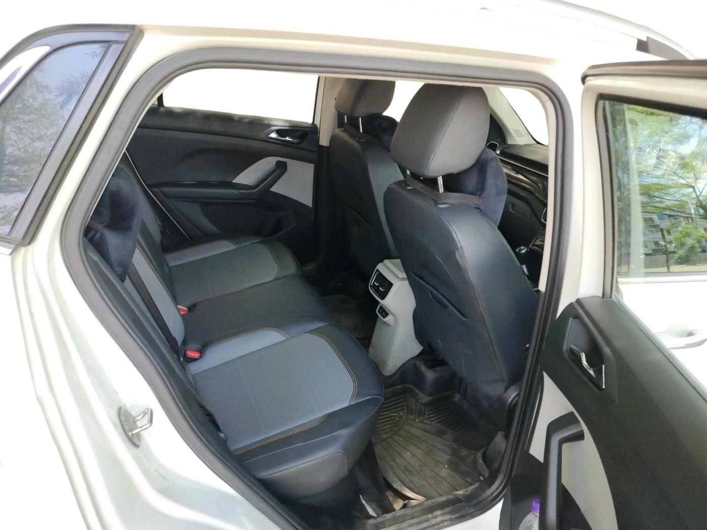 2022 Skoda KUSHAQ STYLE 1.0L TSI MT, Petrol, Manual, 20,193 km, interior