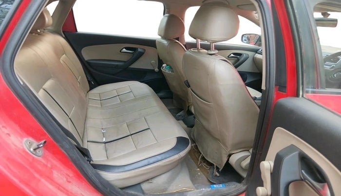 2010 Volkswagen Polo TRENDLINE 1.2L PETROL, CNG, Manual, 1,28,497 km, interior