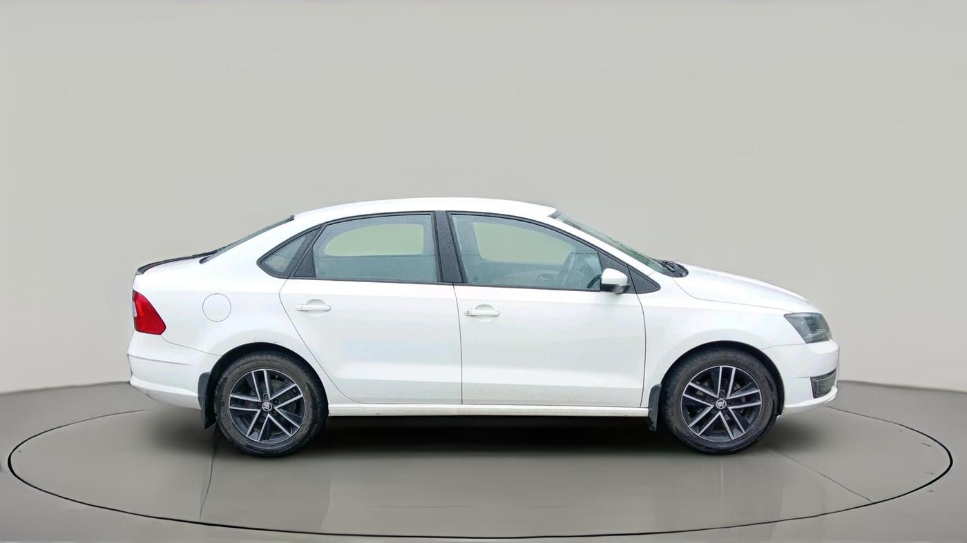 2017 Skoda Rapid STYLE 1.5 TDI AT, Diesel, Automatic, 1,41,210 km, exterior