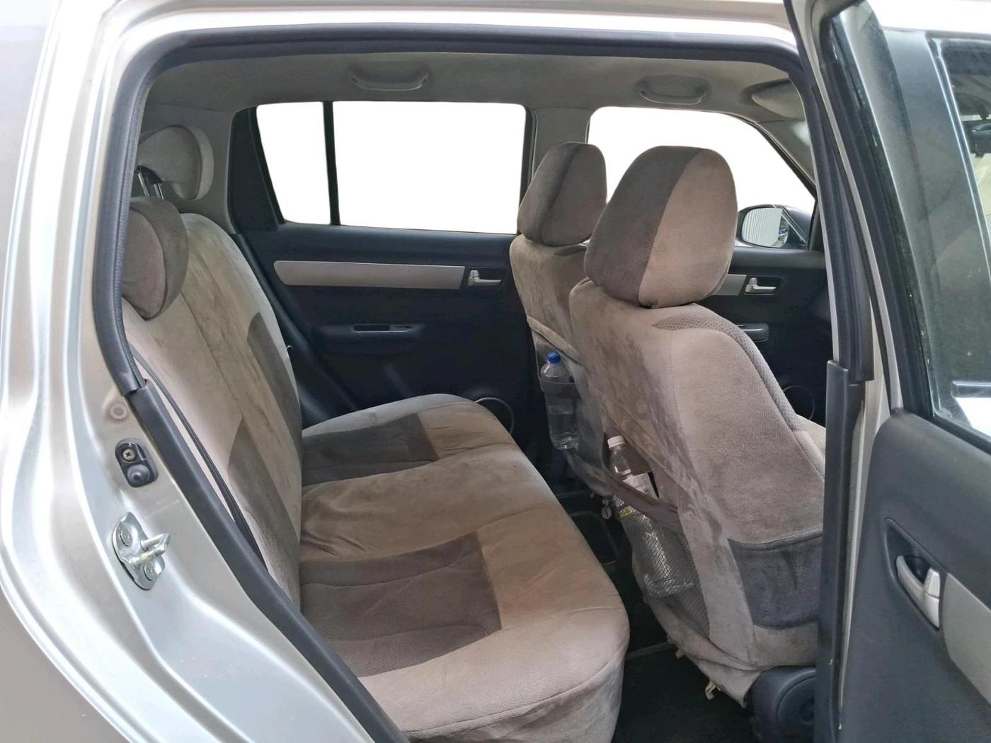 2011 Maruti Swift VXI, Petrol, Manual, 52,672 km, interior