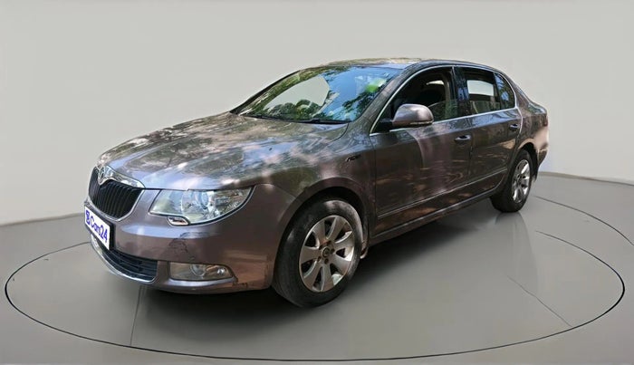 2010 Skoda Superb ELEGANCE 2.0 TDI CR AT, Diesel, Automatic, 1,38,461 km, exterior