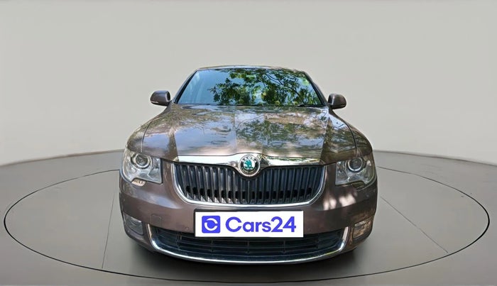 2010 Skoda Superb ELEGANCE 2.0 TDI CR AT, Diesel, Automatic, 1,38,461 km, exterior