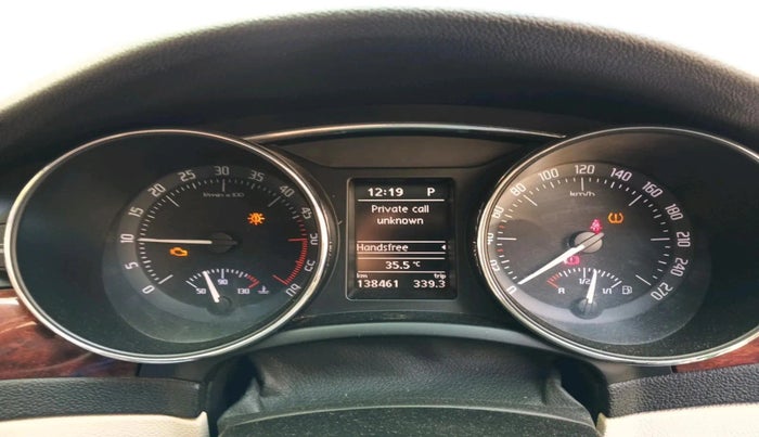 2010 Skoda Superb ELEGANCE 2.0 TDI CR AT, Diesel, Automatic, 1,38,461 km, interior