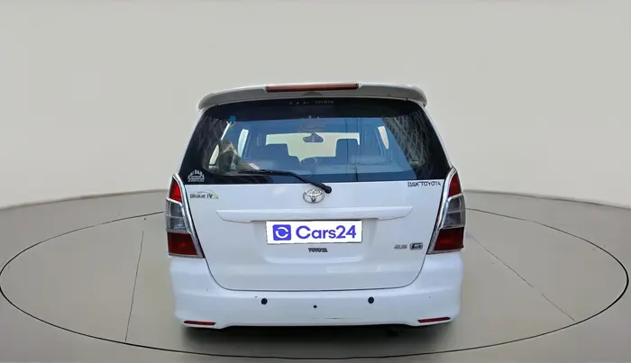 2013 Toyota Innova 2.5 GX 8 STR, Diesel, Manual, 2,75,787 km, exterior