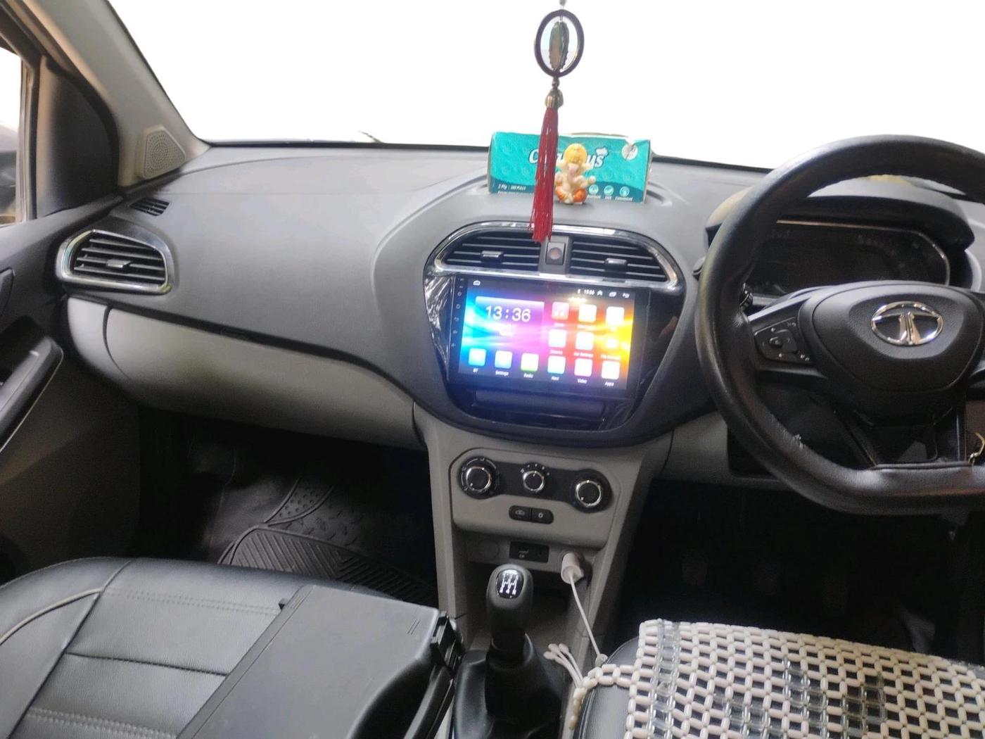 2021 Tata Tiago XT (O) PETROL, Petrol, Manual, 62,259 km, interior
