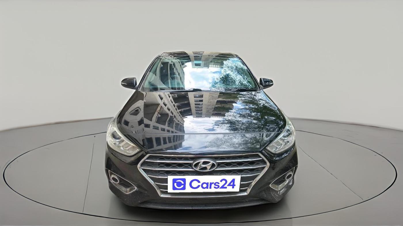 2019 Hyundai Verna 1.6 CRDI SX + AT, Diesel, Automatic, 70,128 km, exterior