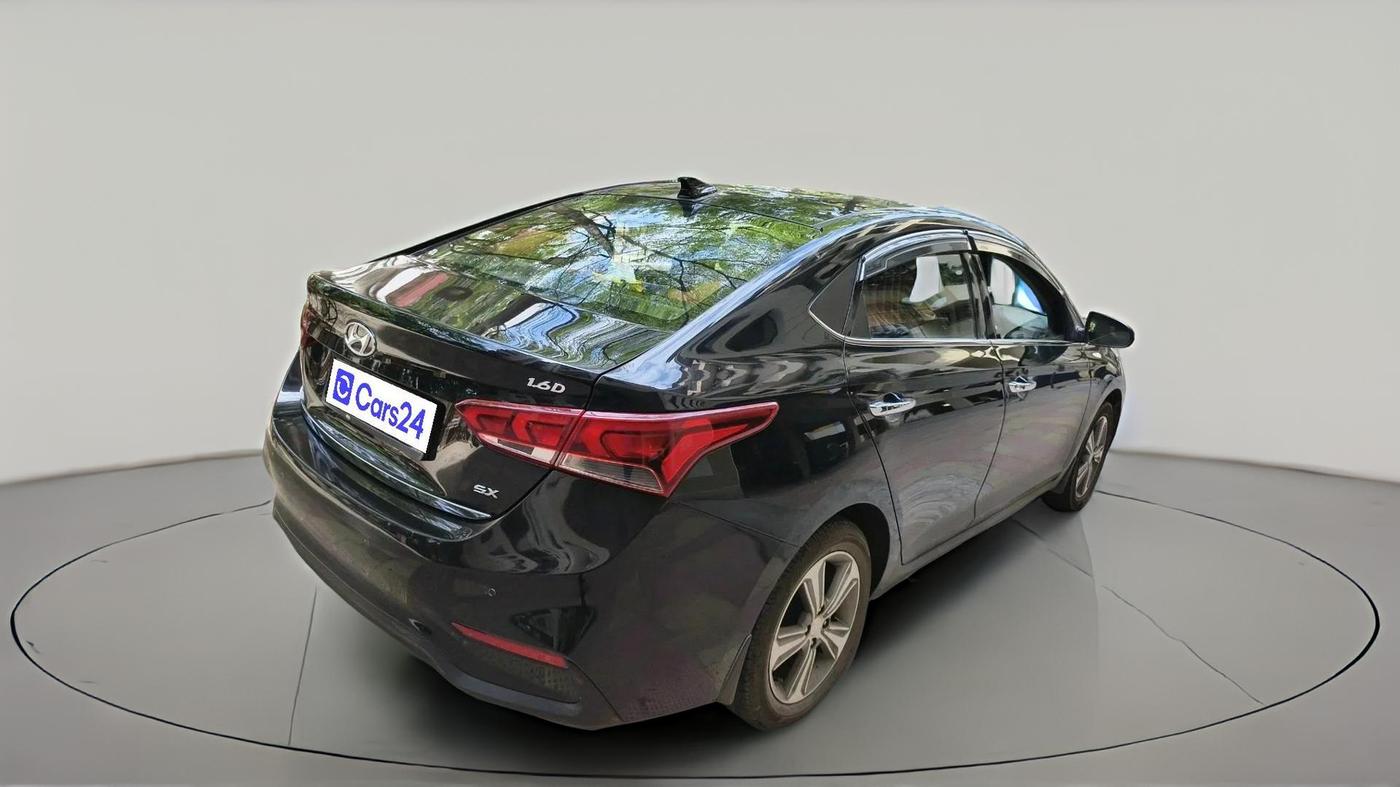 2019 Hyundai Verna 1.6 CRDI SX + AT, Diesel, Automatic, 70,128 km, exterior