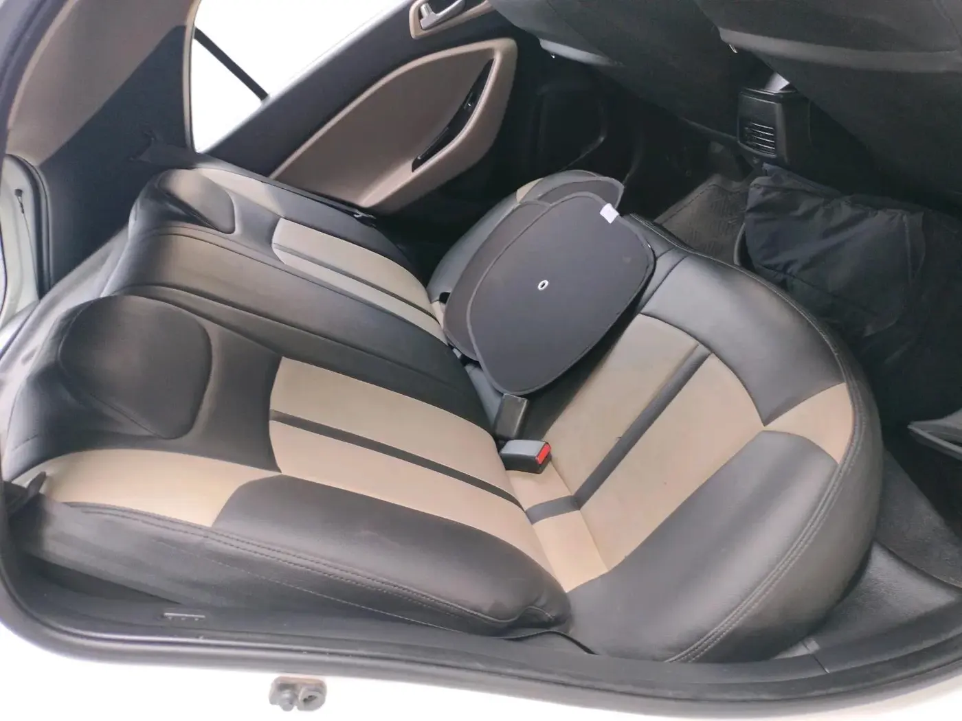 2019 Hyundai Elite i20 SPORTZ PLUS  1.2 CVT, Petrol, Automatic, 57,820 km, interior