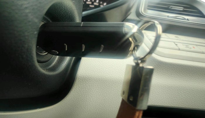 2025 Mahindra XUV 3XO MX2 1.5 Turbo Diesel, Diesel, Manual, 9,670 km, interior