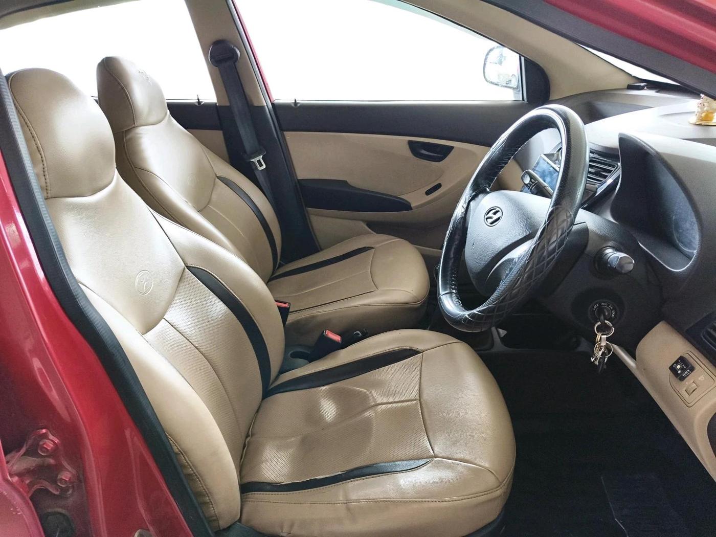 2016 Hyundai Eon ERA +, CNG, Manual, 1,14,902 km, interior