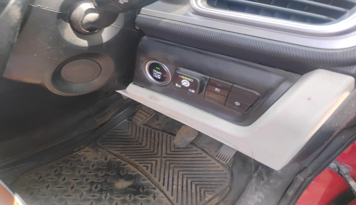 2021 Tata ALTROZ XT PETROL, CNG, Manual, 1,41,123 km, interior