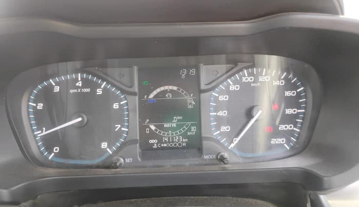 2021 Tata ALTROZ XT PETROL, CNG, Manual, 1,41,123 km, interior
