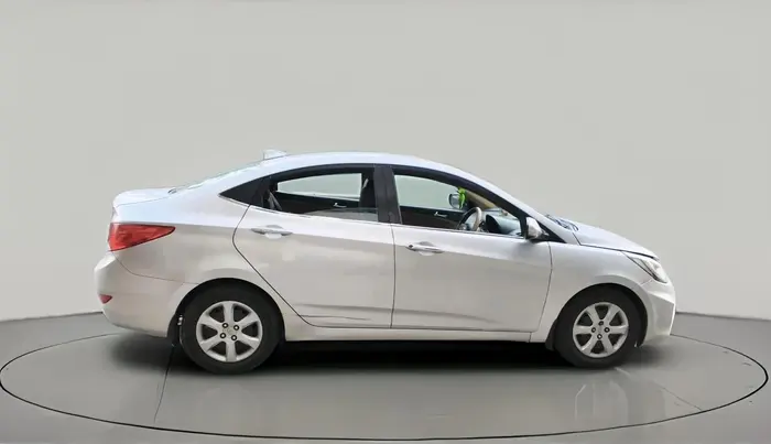 2013 Hyundai Verna FLUIDIC 1.6 VTVT EX, Petrol, Manual, 1,04,606 km, exterior