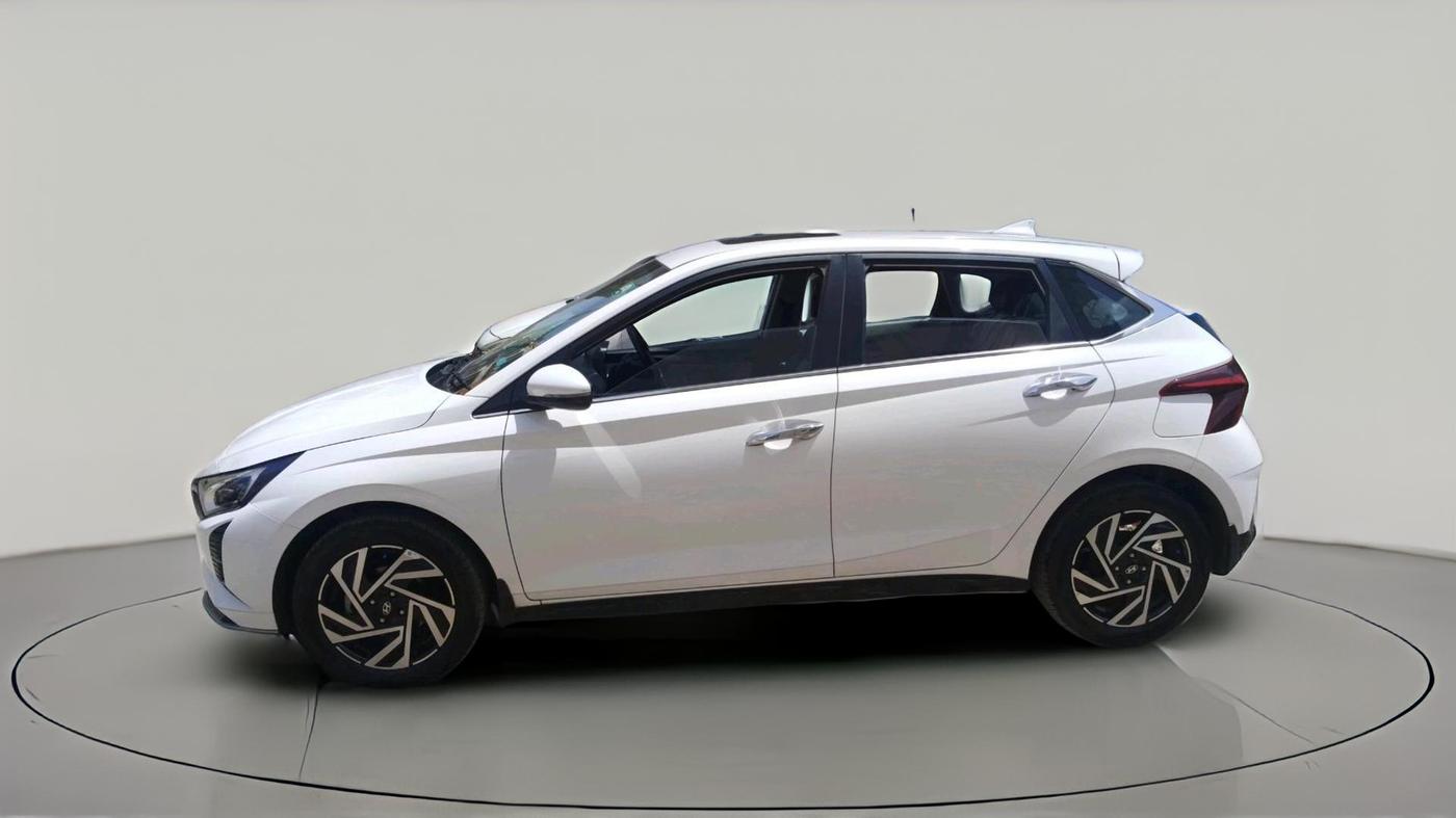 2025 Hyundai NEW I20 ASTA (O) 1.2 IVT, Petrol, Automatic, 11,617 km, exterior