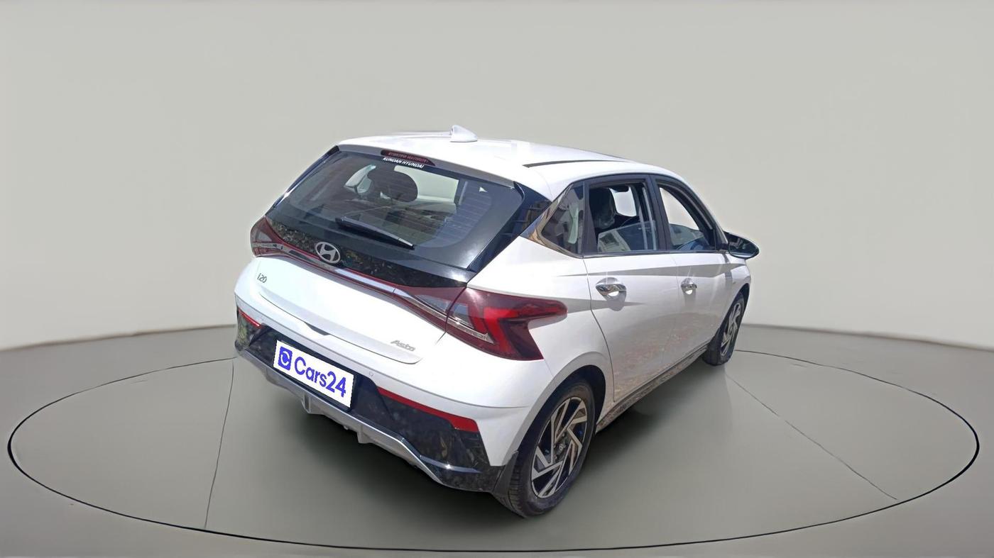 2025 Hyundai NEW I20 ASTA (O) 1.2 IVT, Petrol, Automatic, 11,617 km, exterior
