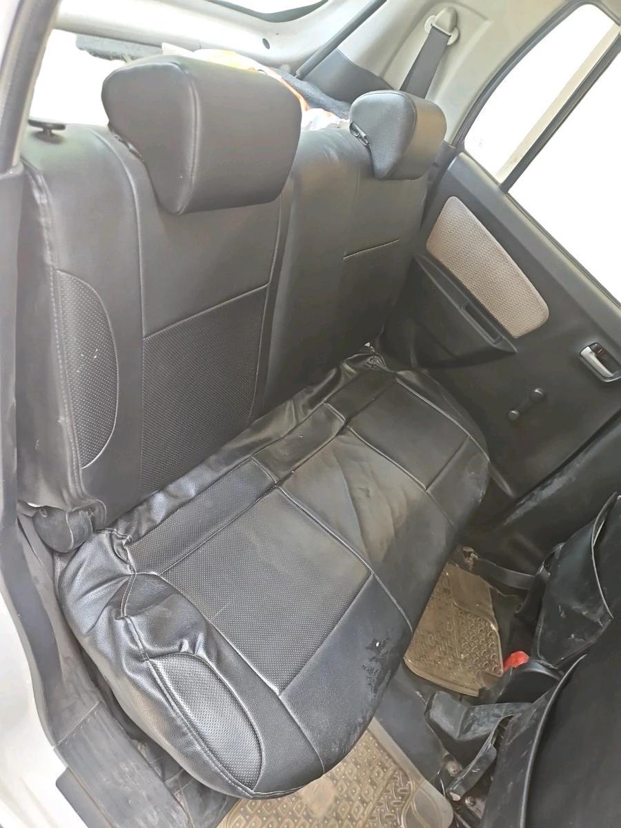 2017 Maruti Wagon R 1.0 LXI CNG, CNG, Manual, 84,663 km, interior
