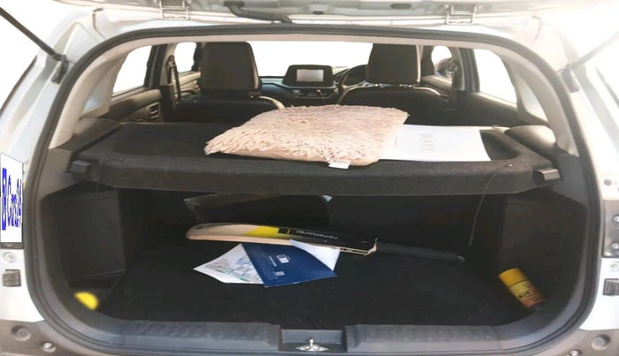 2023 Maruti BREZZA LXI SMART HYBRID, Petrol, Manual, 22,040 km, exterior