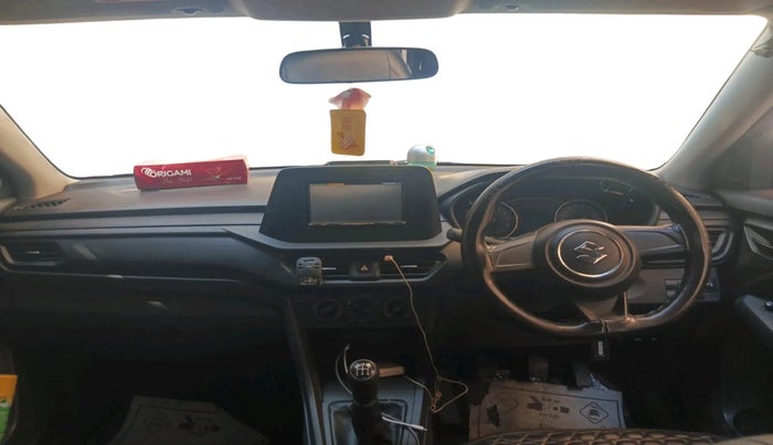 2023 Maruti BREZZA LXI SMART HYBRID, Petrol, Manual, 22,040 km, interior