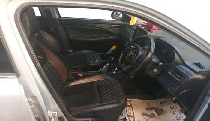 2023 Maruti BREZZA LXI SMART HYBRID, Petrol, Manual, 22,040 km, interior