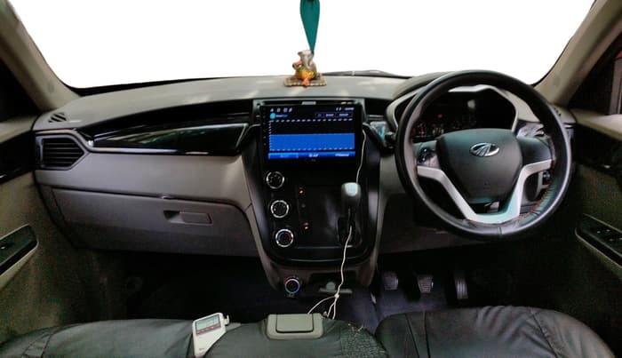2016 Mahindra Kuv100 K8 6 STR, Petrol, Manual, 82,382 km, interior