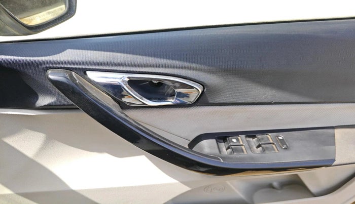 2022 Tata TIGOR XZ PLUS CNG, CNG, Manual, 57,067 km, interior