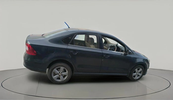 2016 Skoda Rapid AMBITION 1.5 TDI AT, Diesel, Automatic, 1,40,320 km, exterior