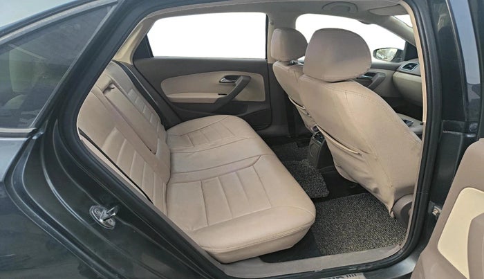 2016 Skoda Rapid AMBITION 1.5 TDI AT, Diesel, Automatic, 1,40,320 km, interior