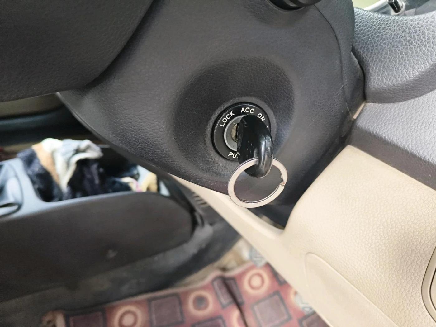 2012 Hyundai Eon MAGNA + LPG, Petrol, Manual, 29,090 km, interior