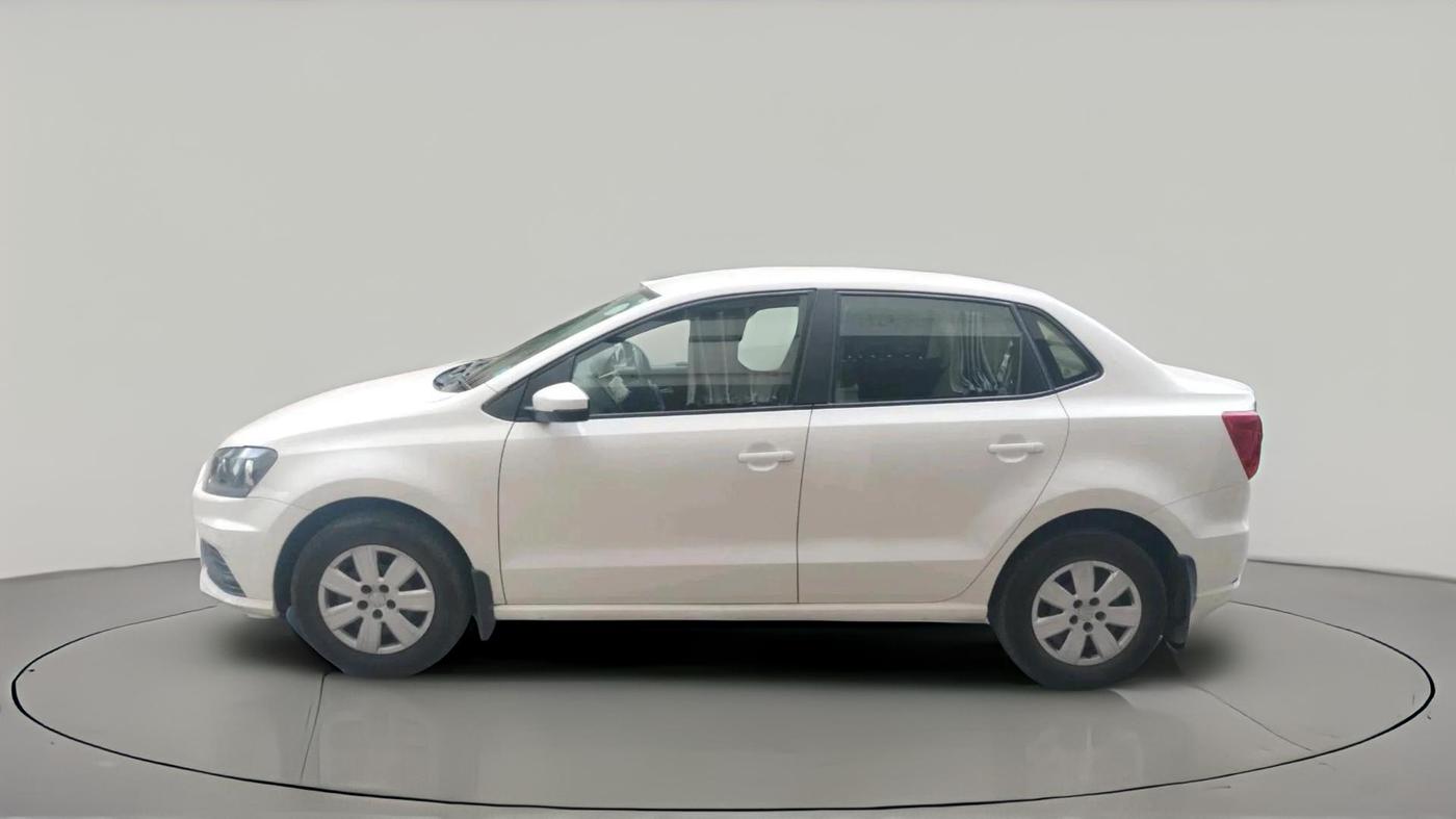2017 Volkswagen Ameo TRENDLINE 1.5L, Diesel, Manual, 84,127 km, exterior